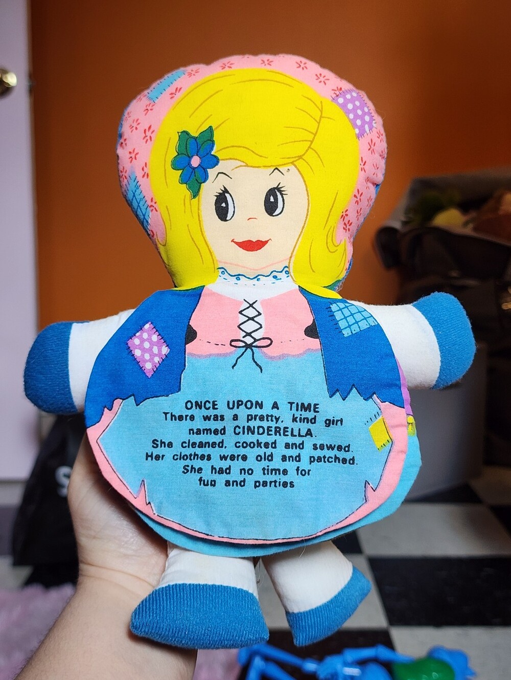 Vintage 1977 Dandee Cinderella Storybook Doll